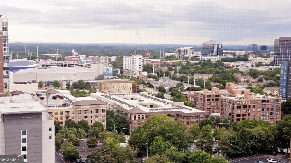 Peachtree Towers - Residential Income