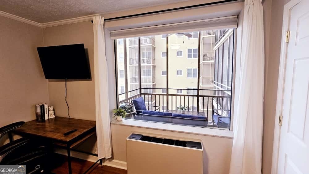 Peachtree Towers - Residential Income