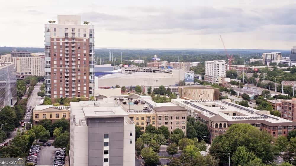 Peachtree Towers - Residential Income