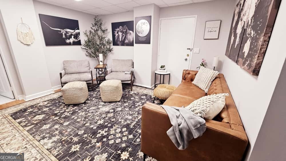 300 Peachtree ST NE 17H