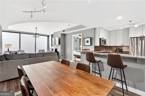 Photo of 3338 Peachtree Road NE #2808, Atlanta, GA 30326 (MLS # 10704762)