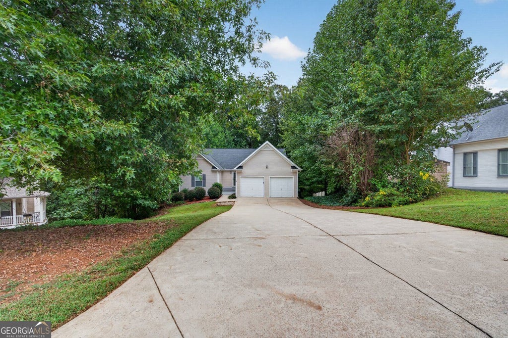 Photo of 17 Mitchell Drive, Hiram, GA 30141 (MLS # 10853294)