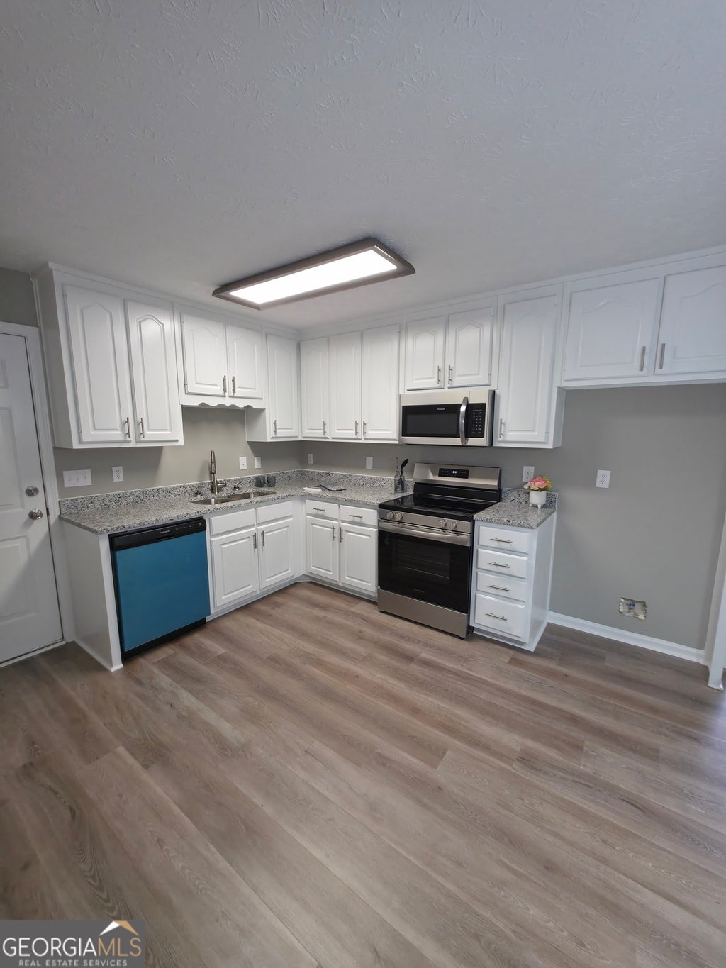 Photo of 160 Williamsburg Way, Winder, GA 30680 (MLS # 10805125)