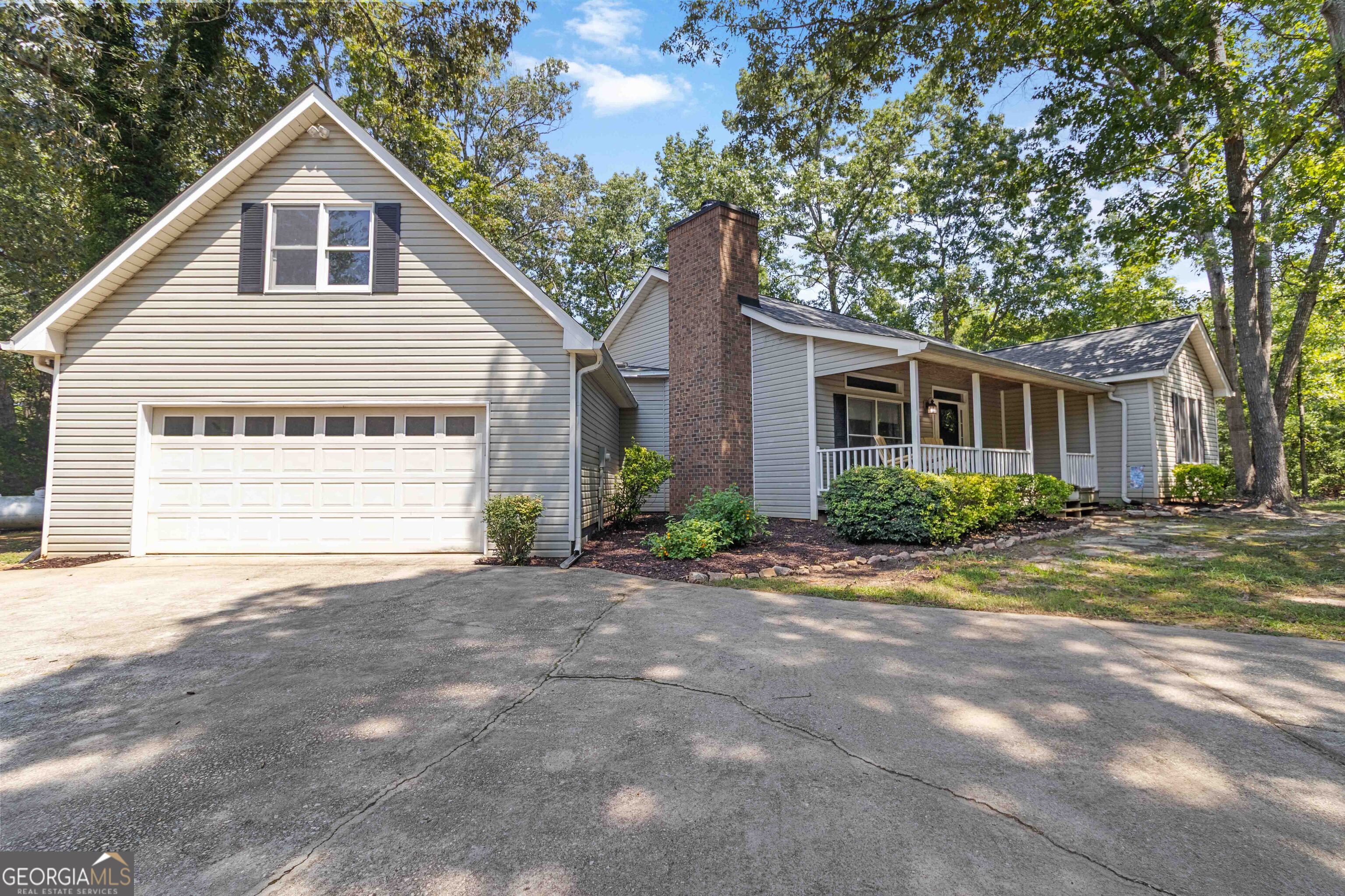 813 ED REED RD