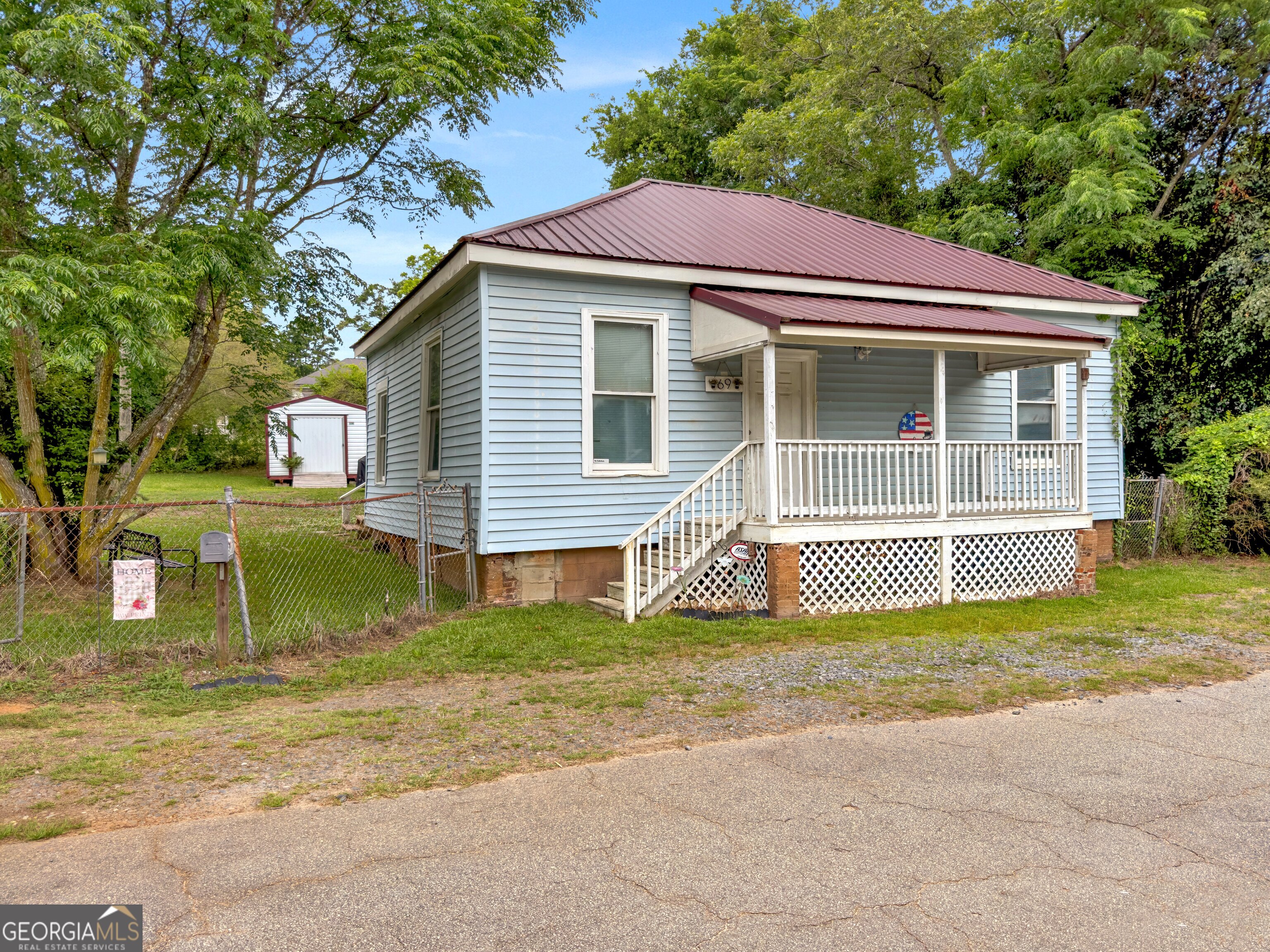 69 Stuart AVE
