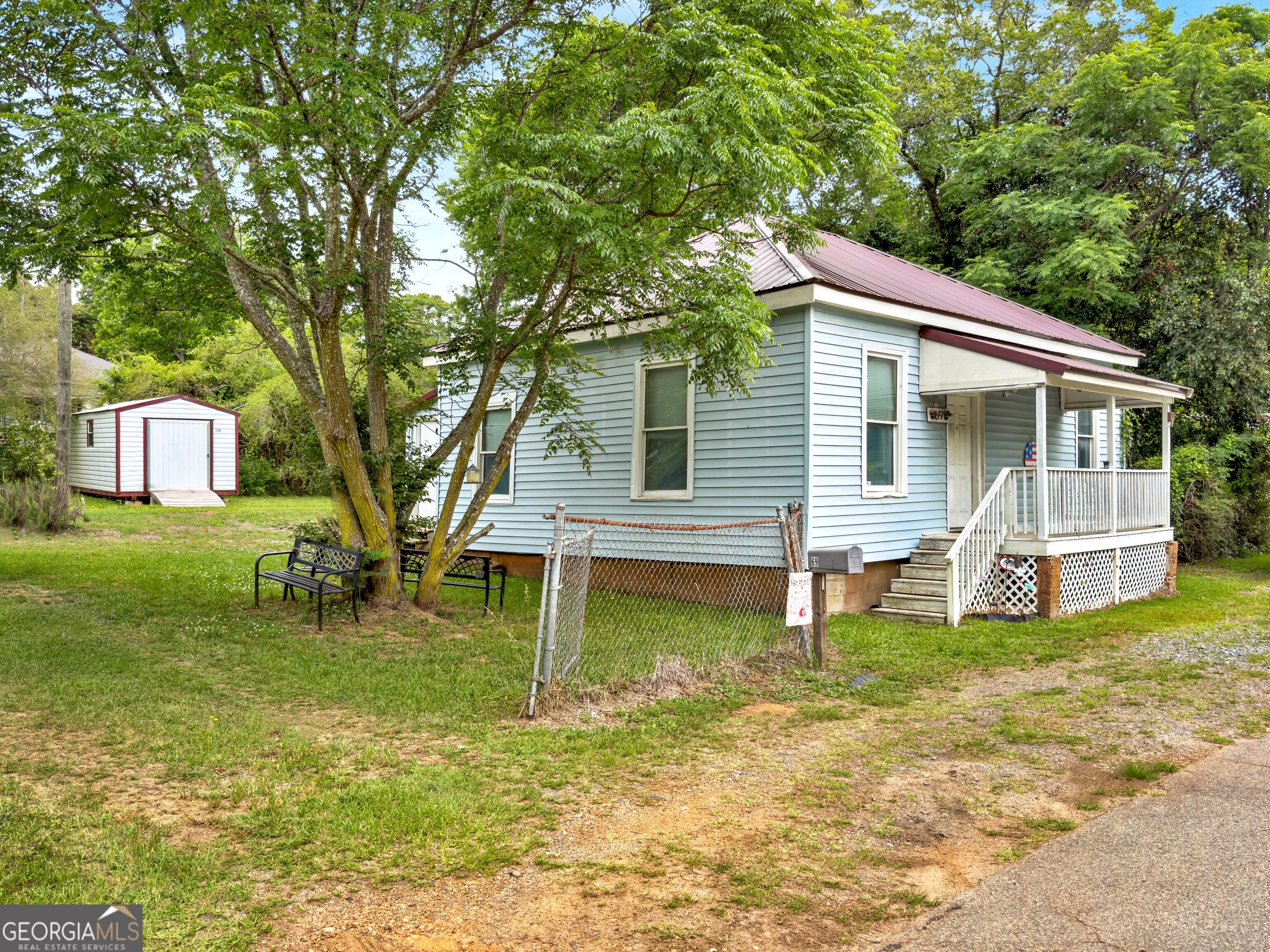 69 Stuart AVE