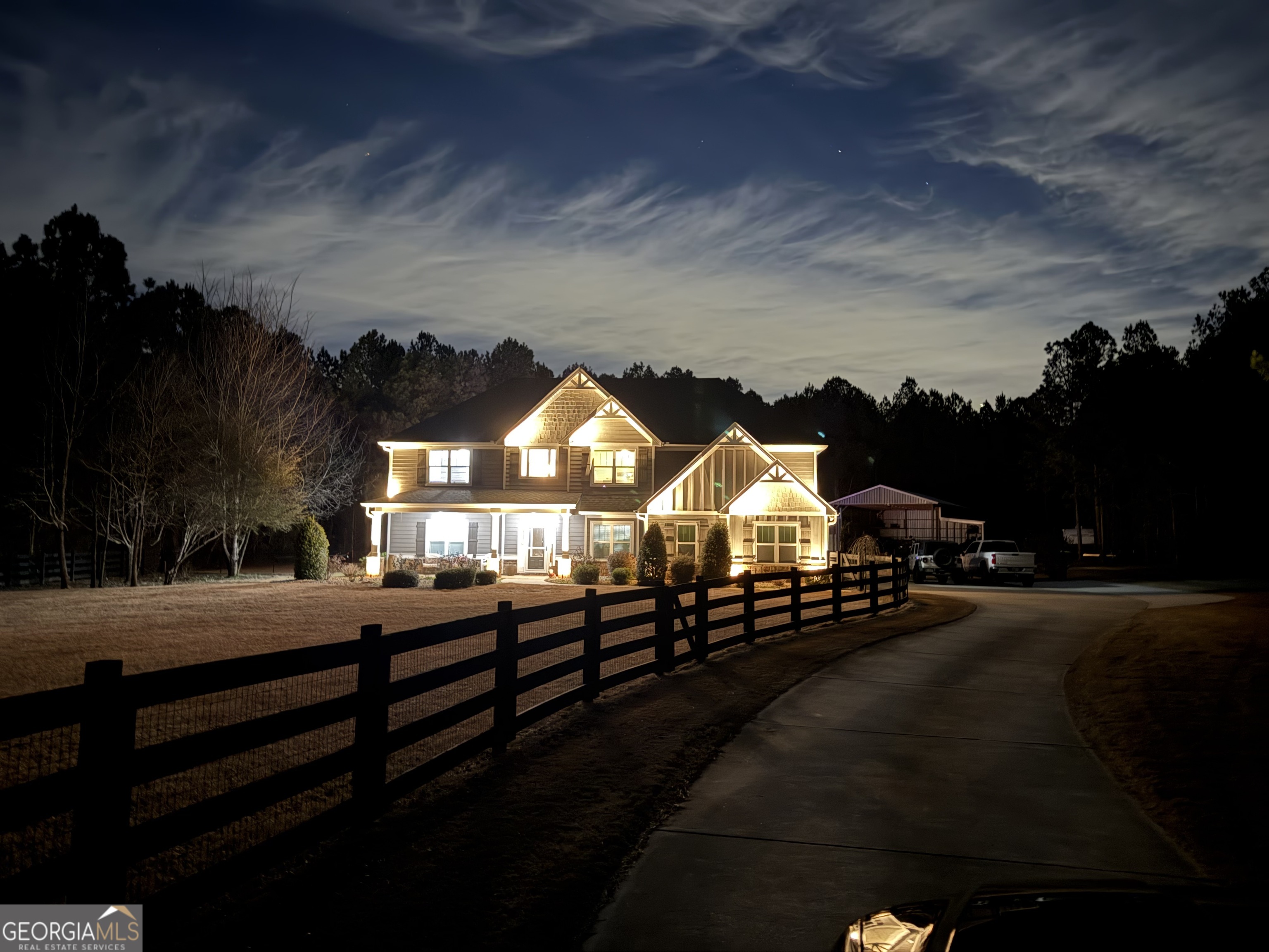 1907 Standing Rock RD