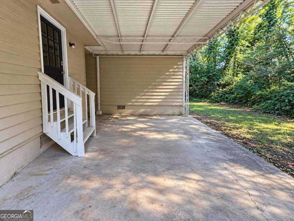 Photo of 30 Smoke Rise Court, Stockbridge, GA 30281 (MLS # 10842786)