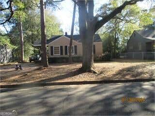 Photo of 1308 Avalon Avenue, Albany, GA 31707 (MLS # 10833648)