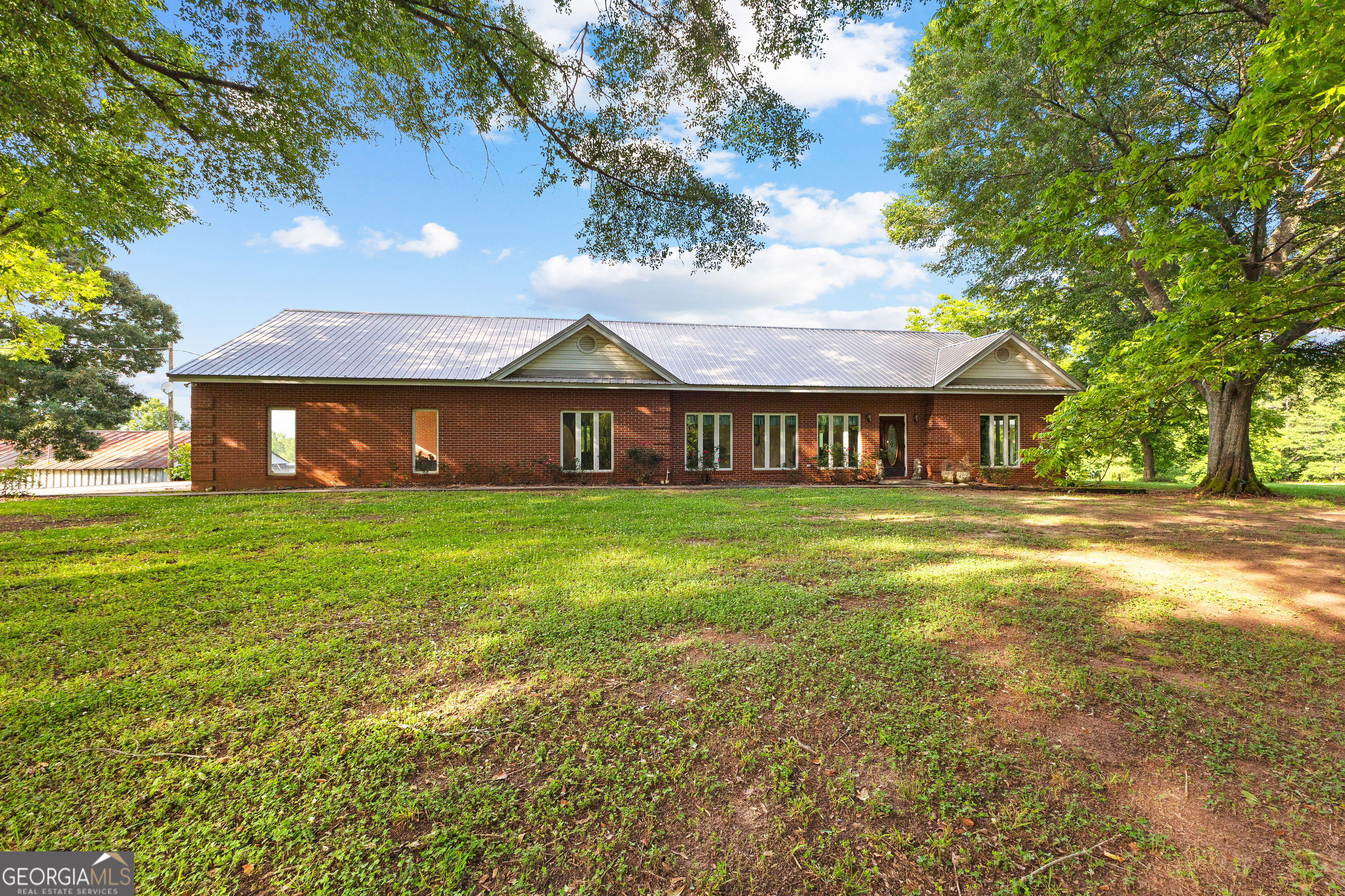 111 Patterson RD