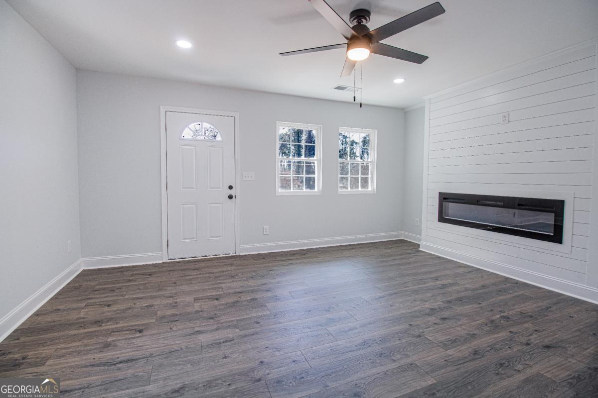 3762 Larkspur TER