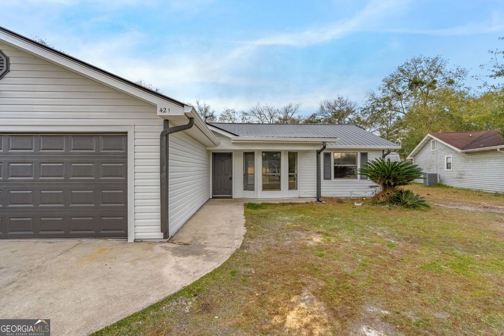 Photo of 421 Sunnyside Drive, St. Marys, GA 31558 (MLS # 10678659)