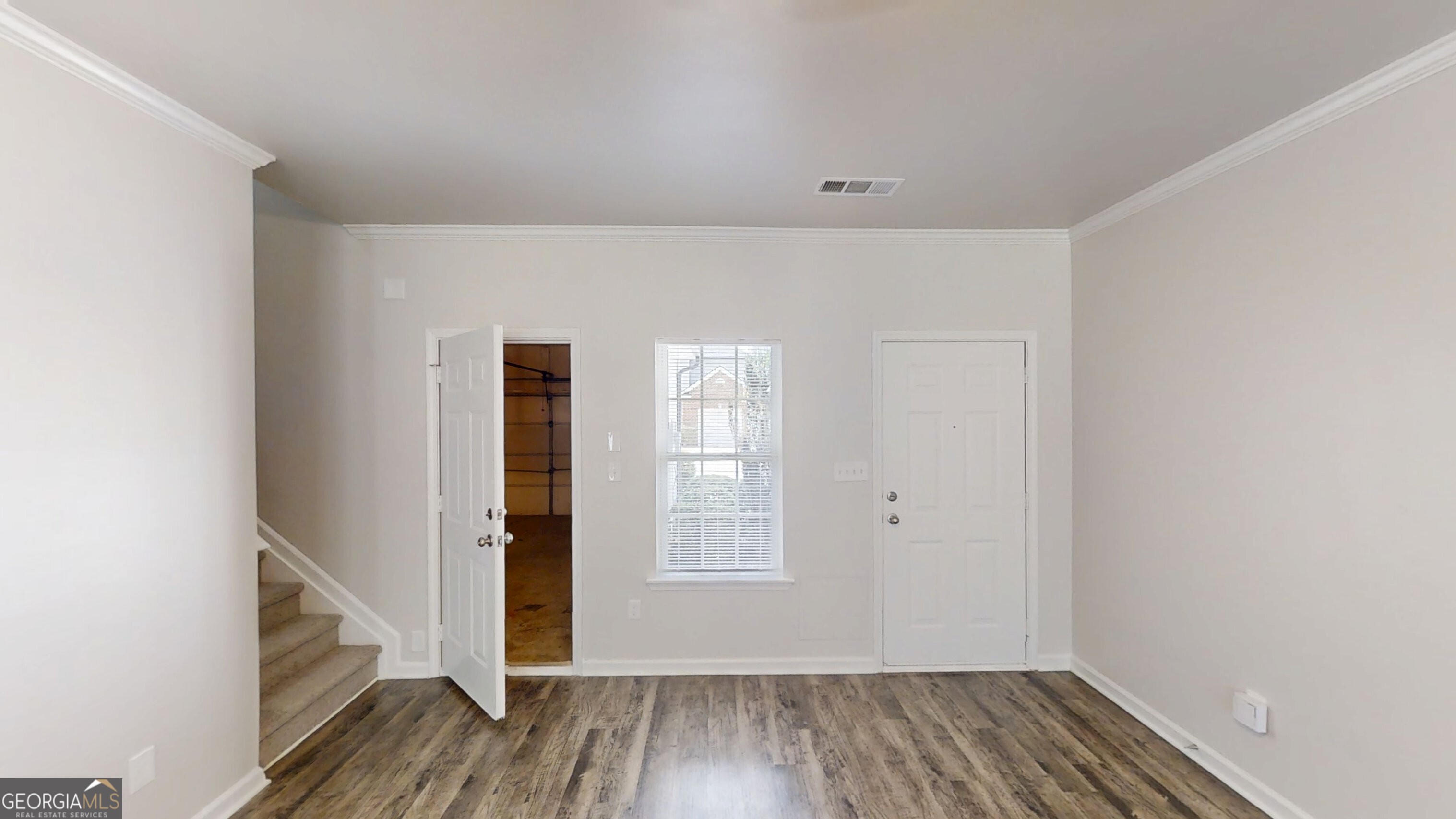 4506 Yellow Sash CT
