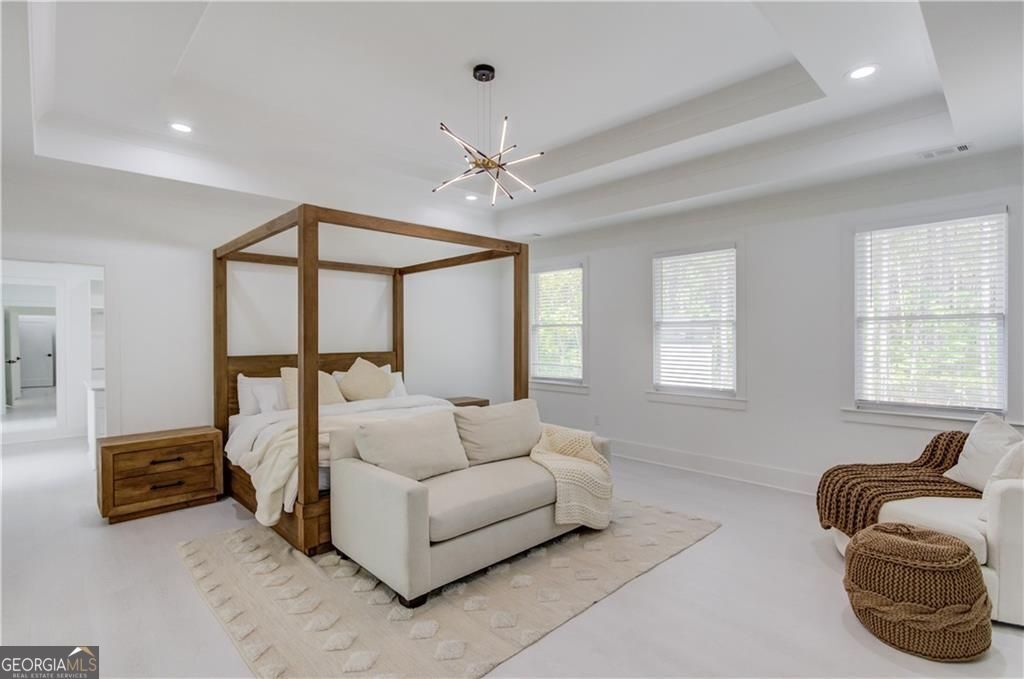 961 Nours CIR