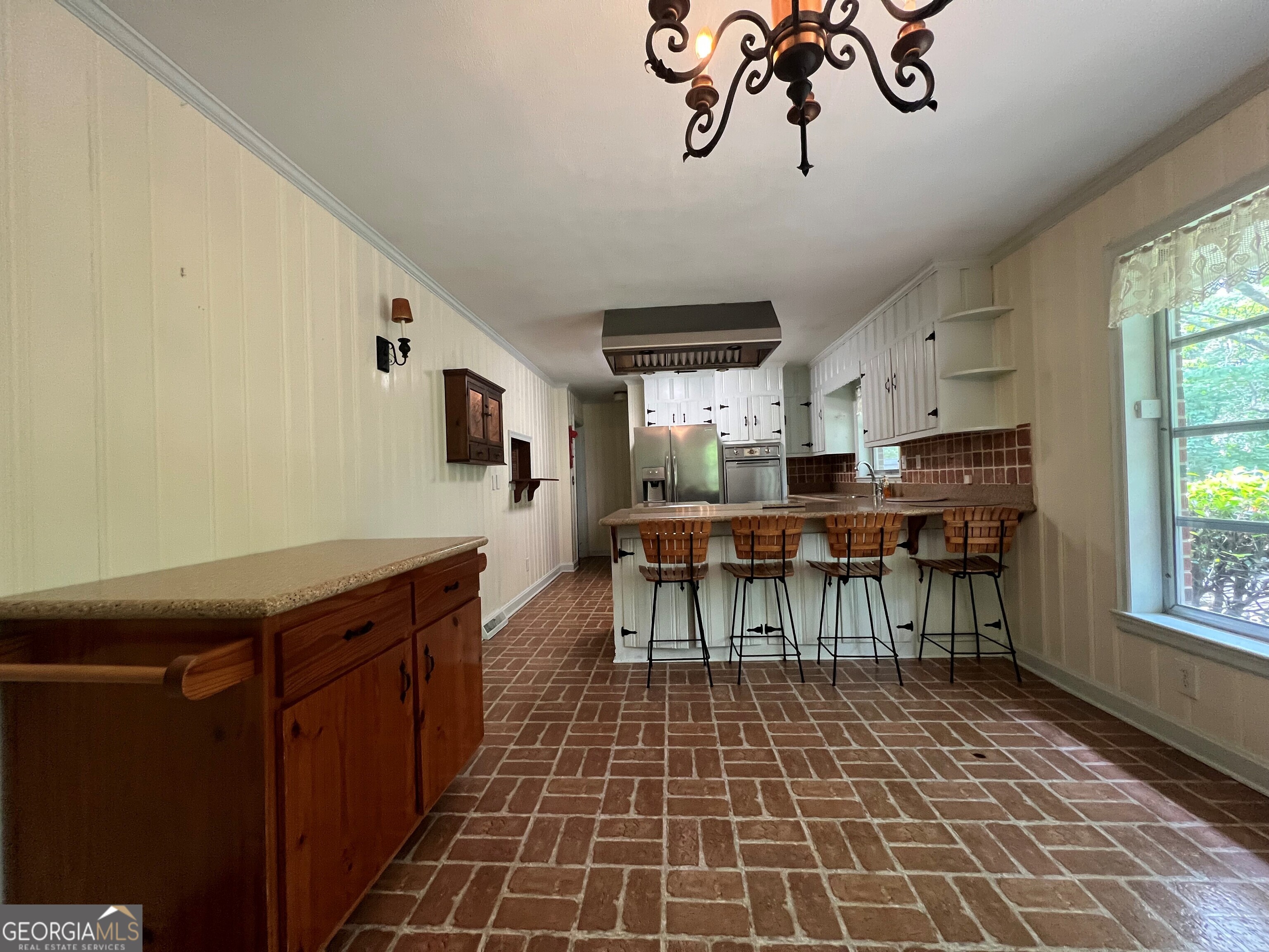 16 Summit Drive SE