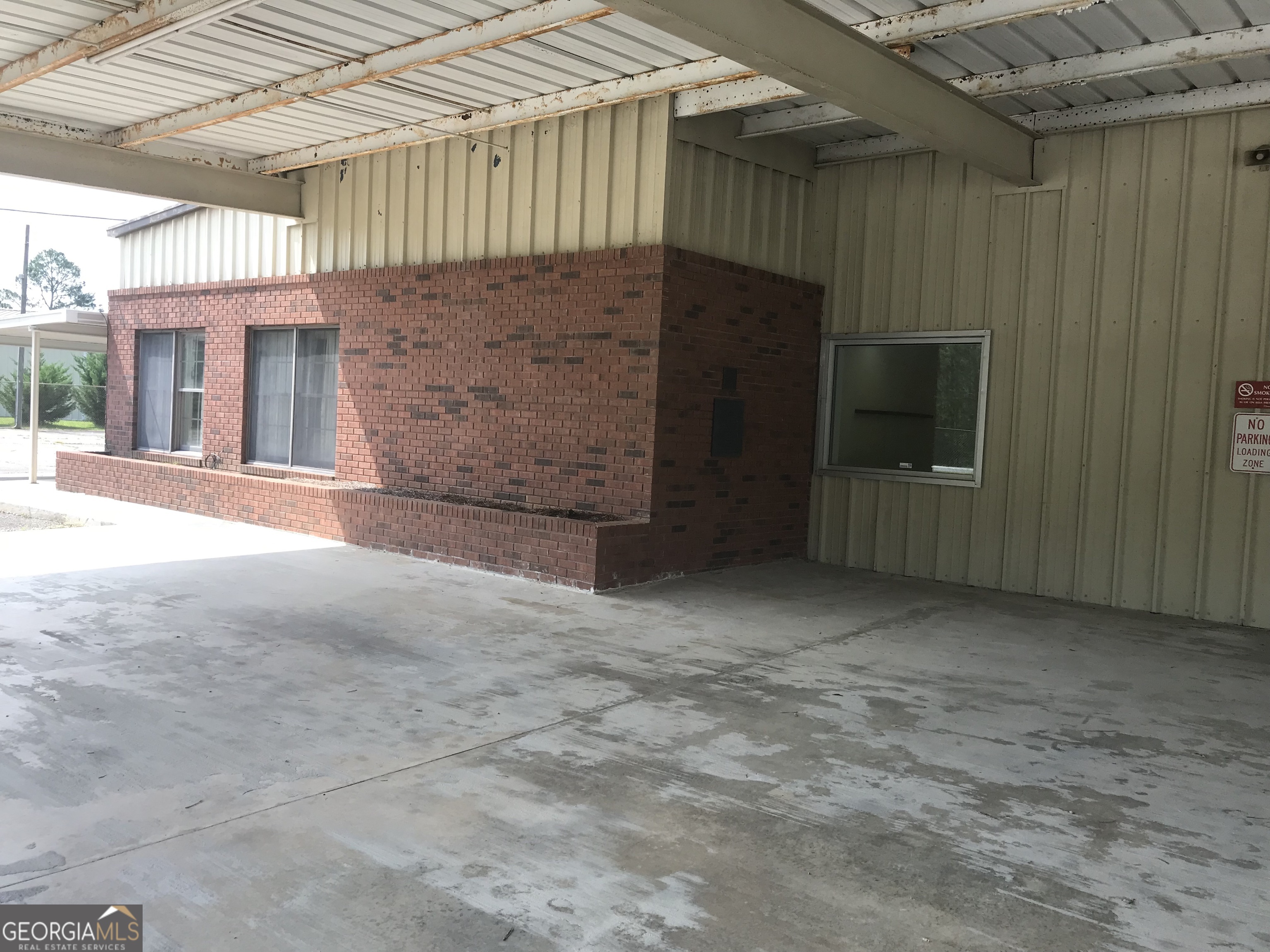 1141 Cochran HWY