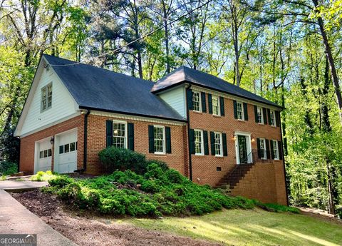 1461 Fox Forest TER SW Lilburn GA 30047