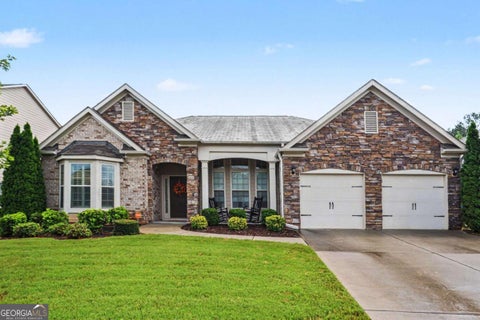 Photo of 2840 Bluestone Drive, Atlanta, GA 30331 (MLS # 10822811)
