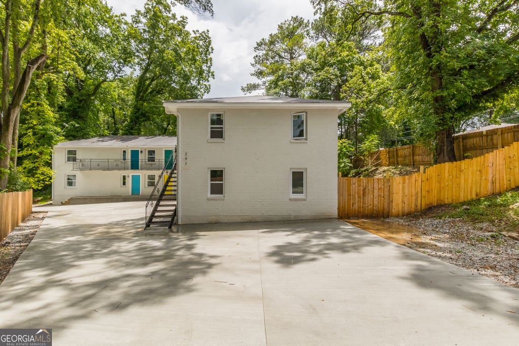 Photo of 297 Burbank Drive NW, Atlanta, GA 30314 (MLS # 10817720)