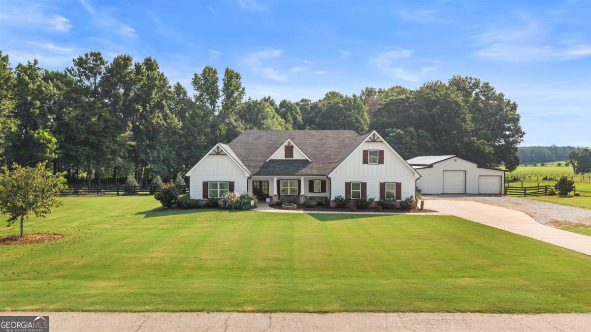 2890 Fears RD