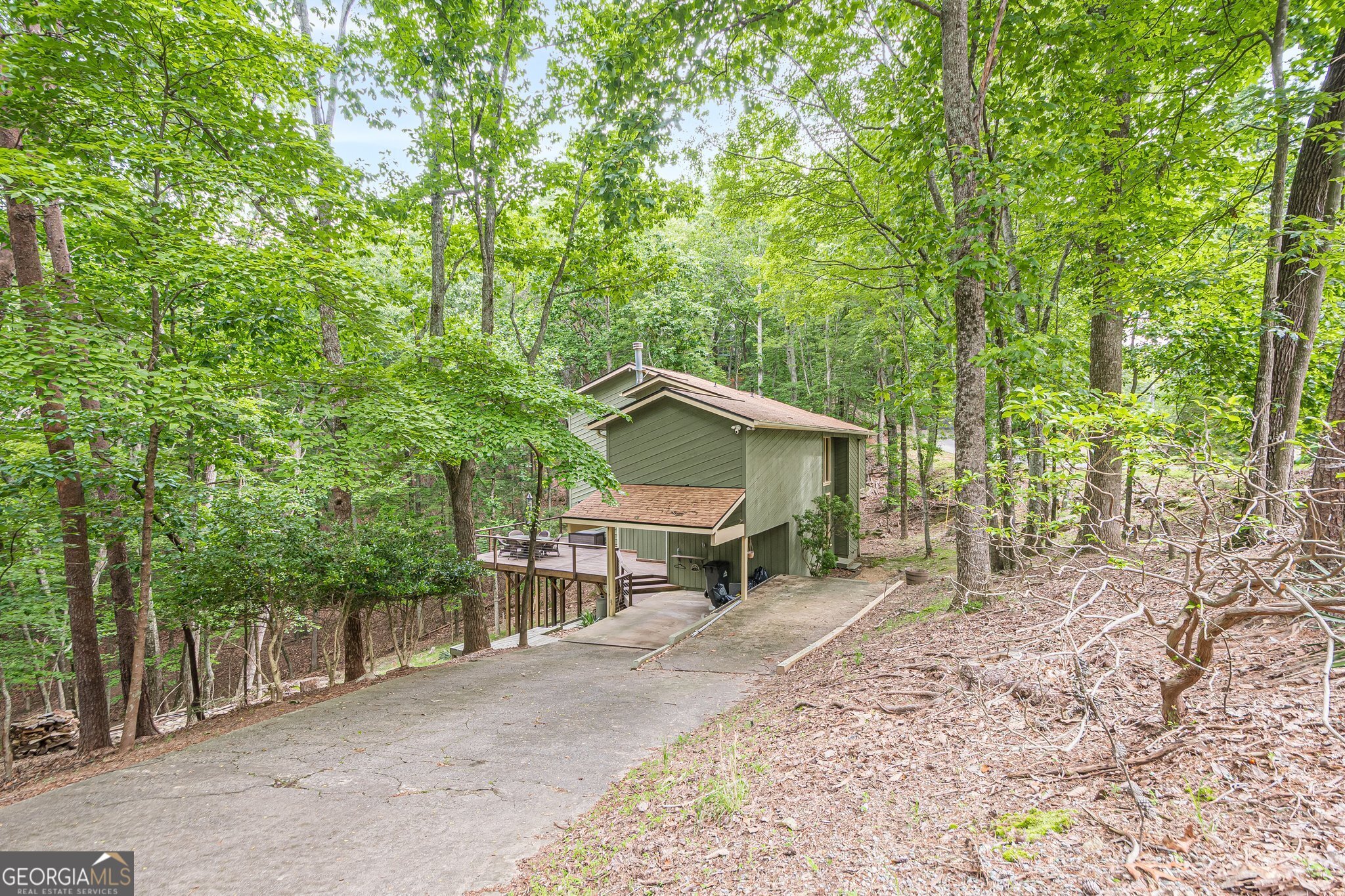 102 JACK PINE CT