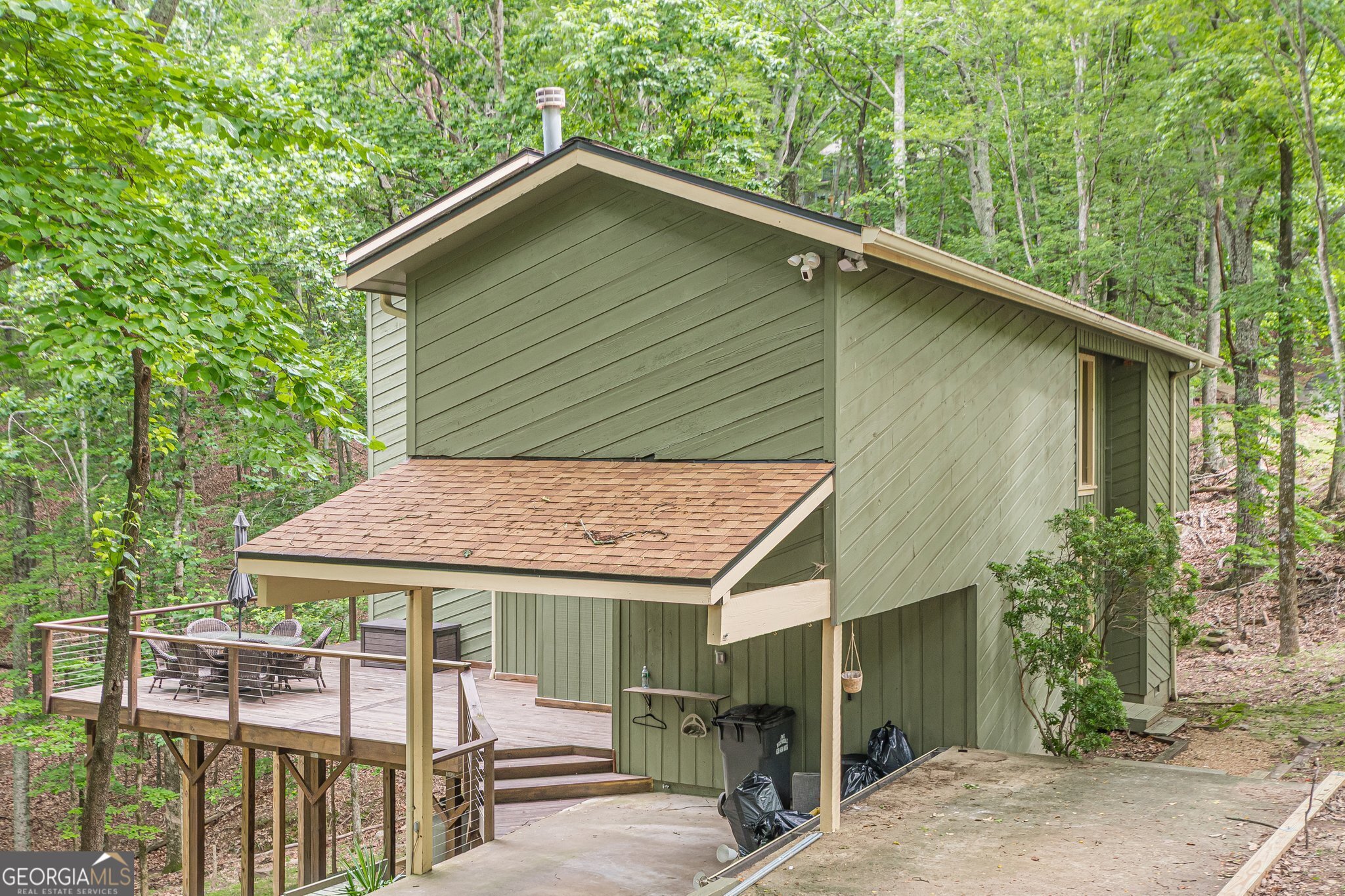 102 JACK PINE CT