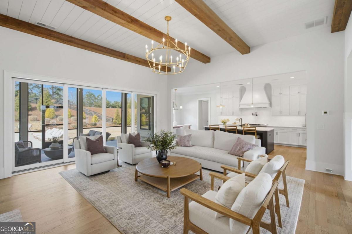 4455 Palmetto LN
