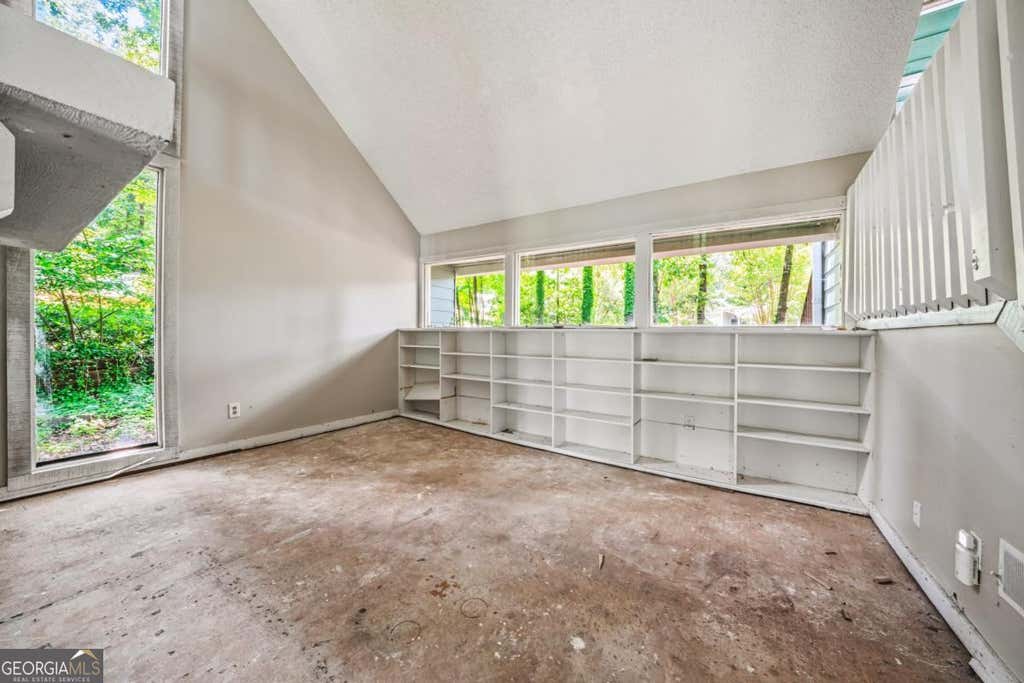 Photo of 1951 Kinridge Road, Marietta, GA 30062 (MLS # 10797186)