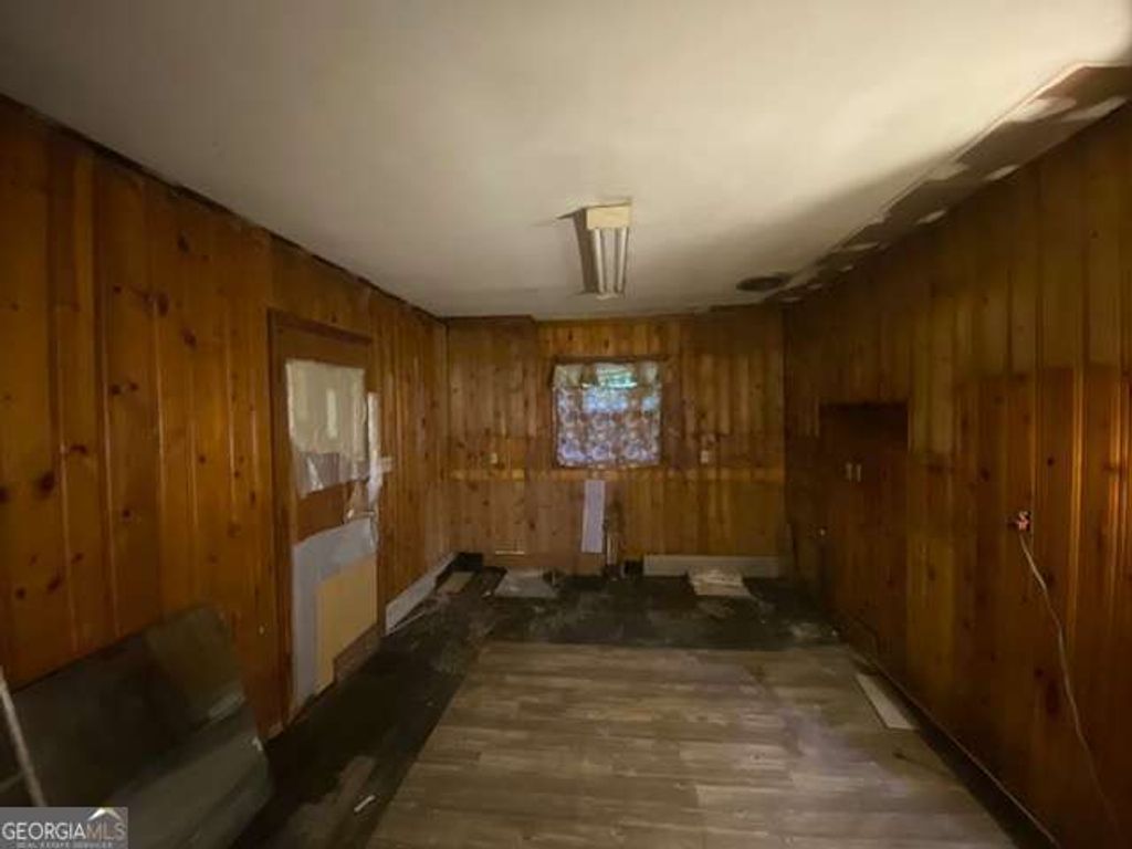 Photo of 3033 Lynhurst Circle SW, Atlanta, GA 30311 (MLS # 10635560)