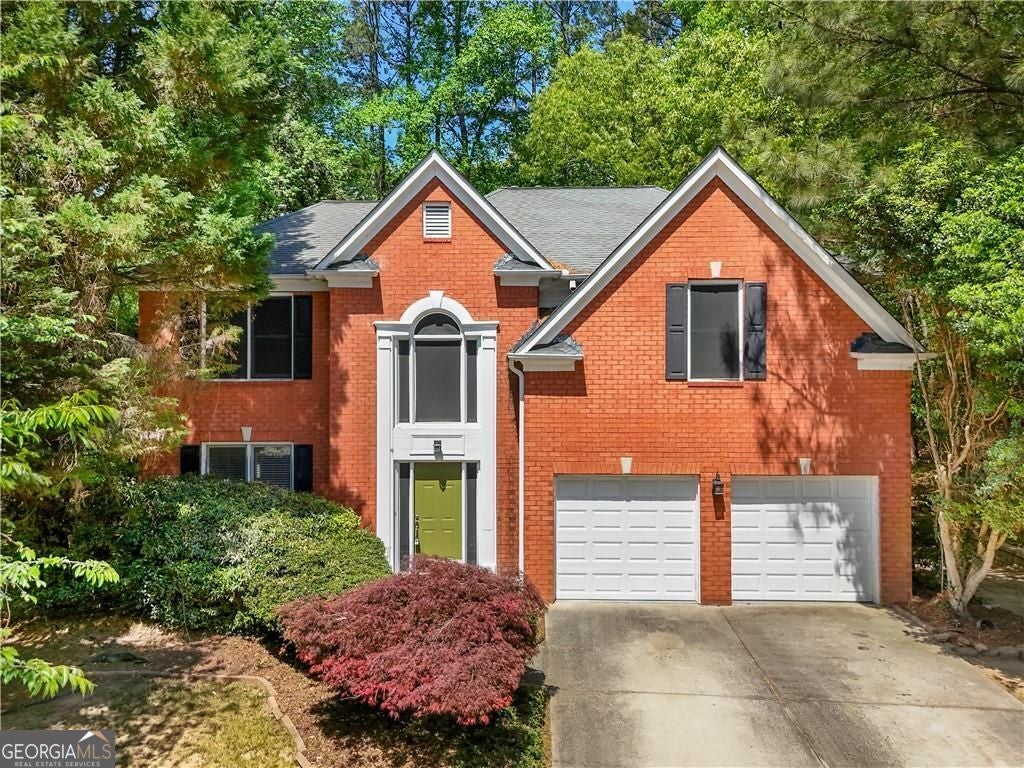 Photo of 873 Red Rock Court, suwanee, GA 30024 (MLS # 10840036)