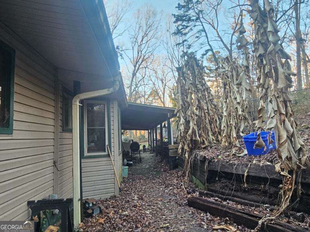 Photo of 105 Memphis Lane, Hartwell, GA 30643 (MLS # 10711466)