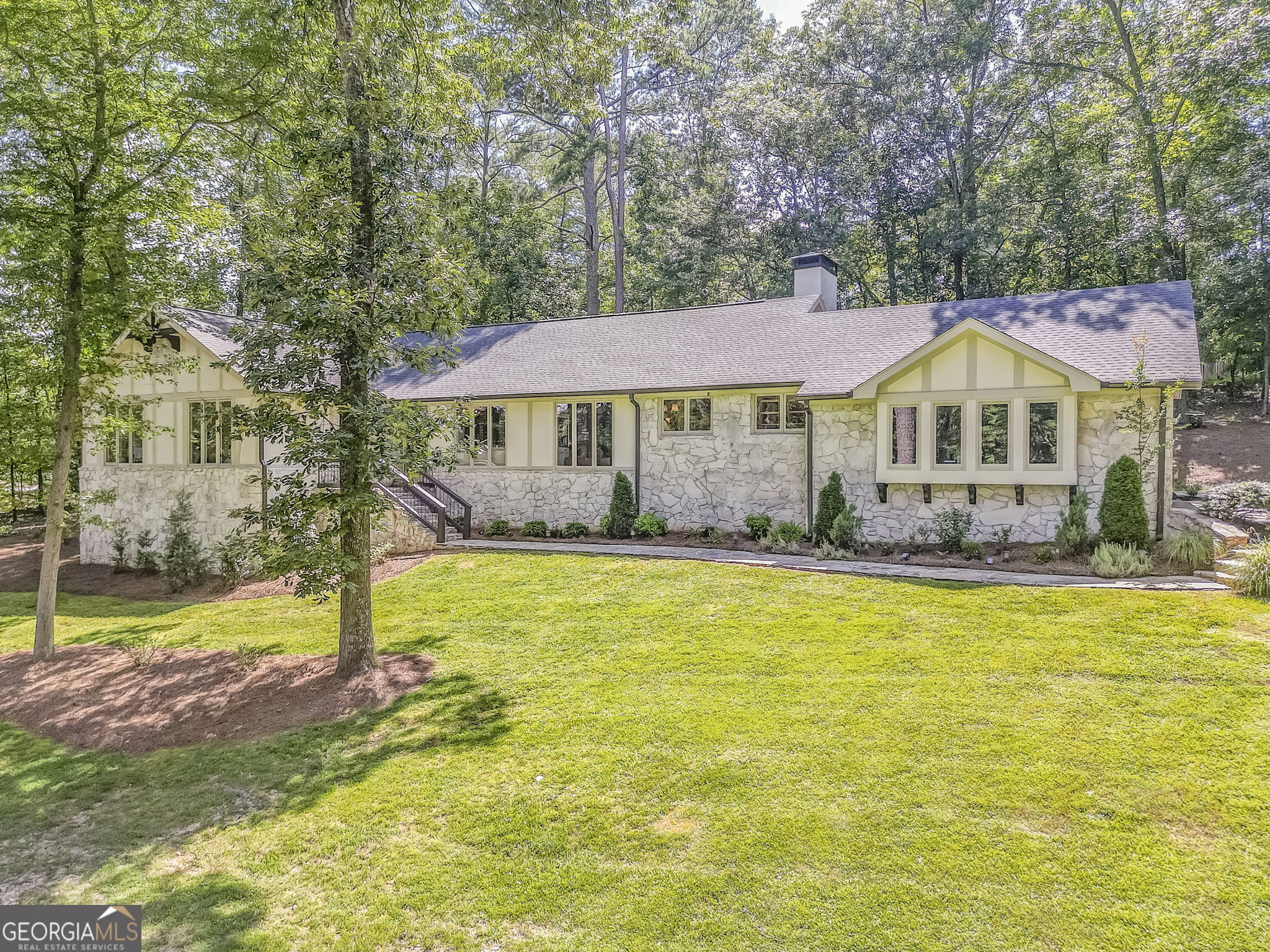 1 Huntington RD SW