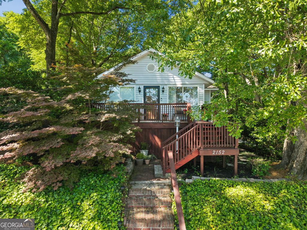 Photo of 2152 Forrest Place NW, Atlanta, GA 30318 (MLS # 10738555)