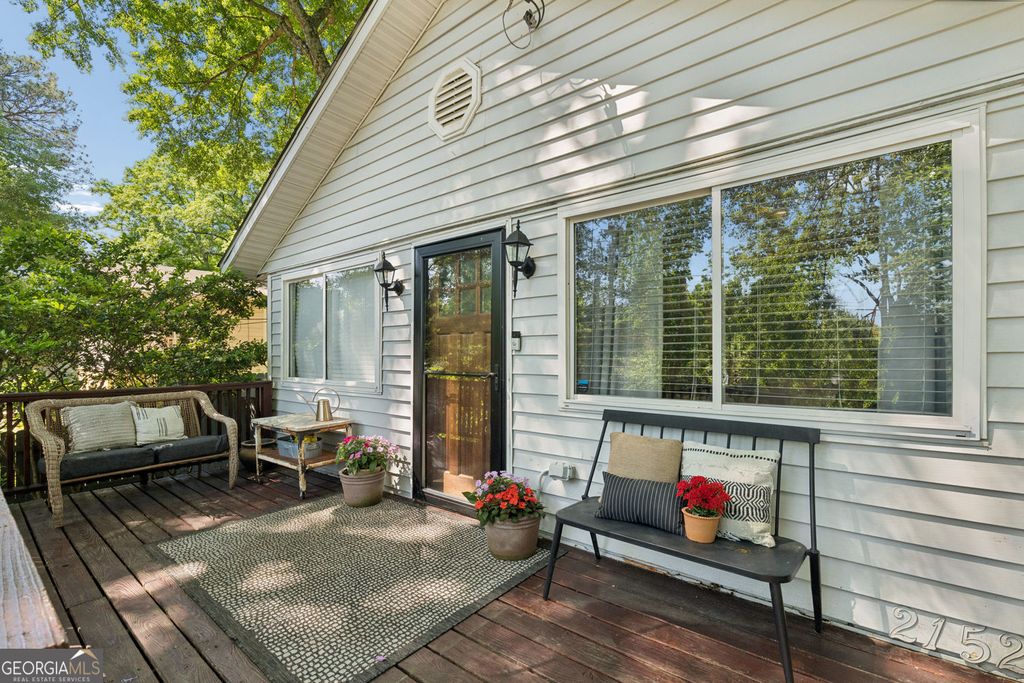 Photo of 2152 Forrest Place NW, Atlanta, GA 30318 (MLS # 10738555)