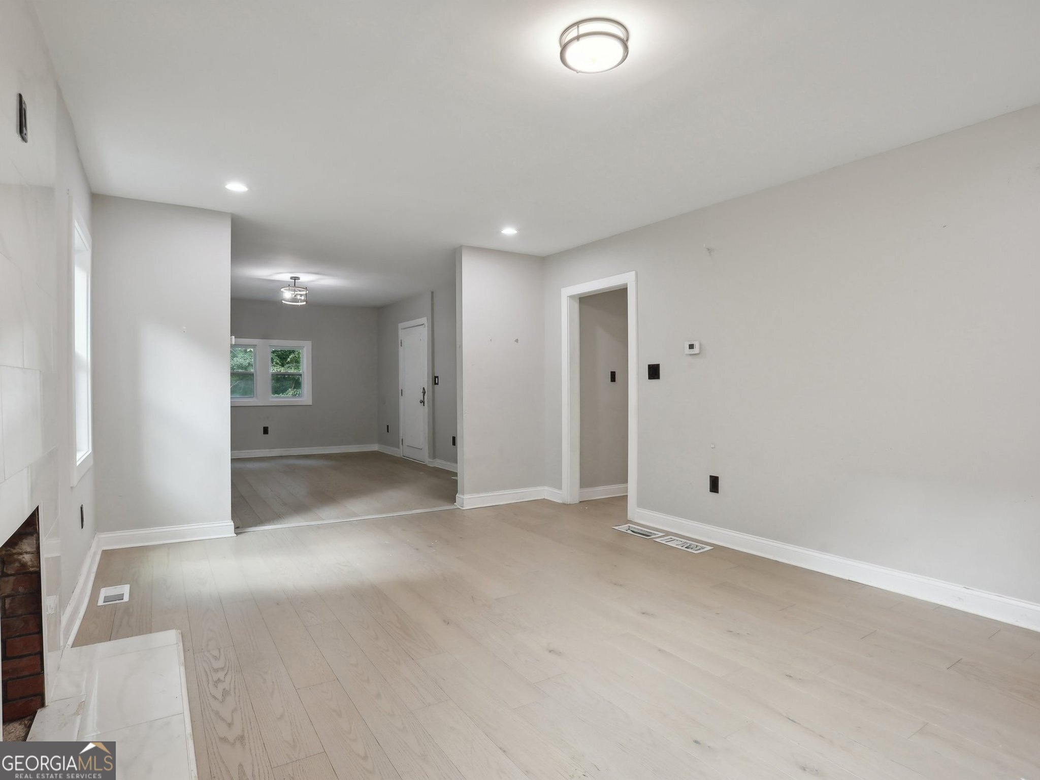 1626 KENMORE