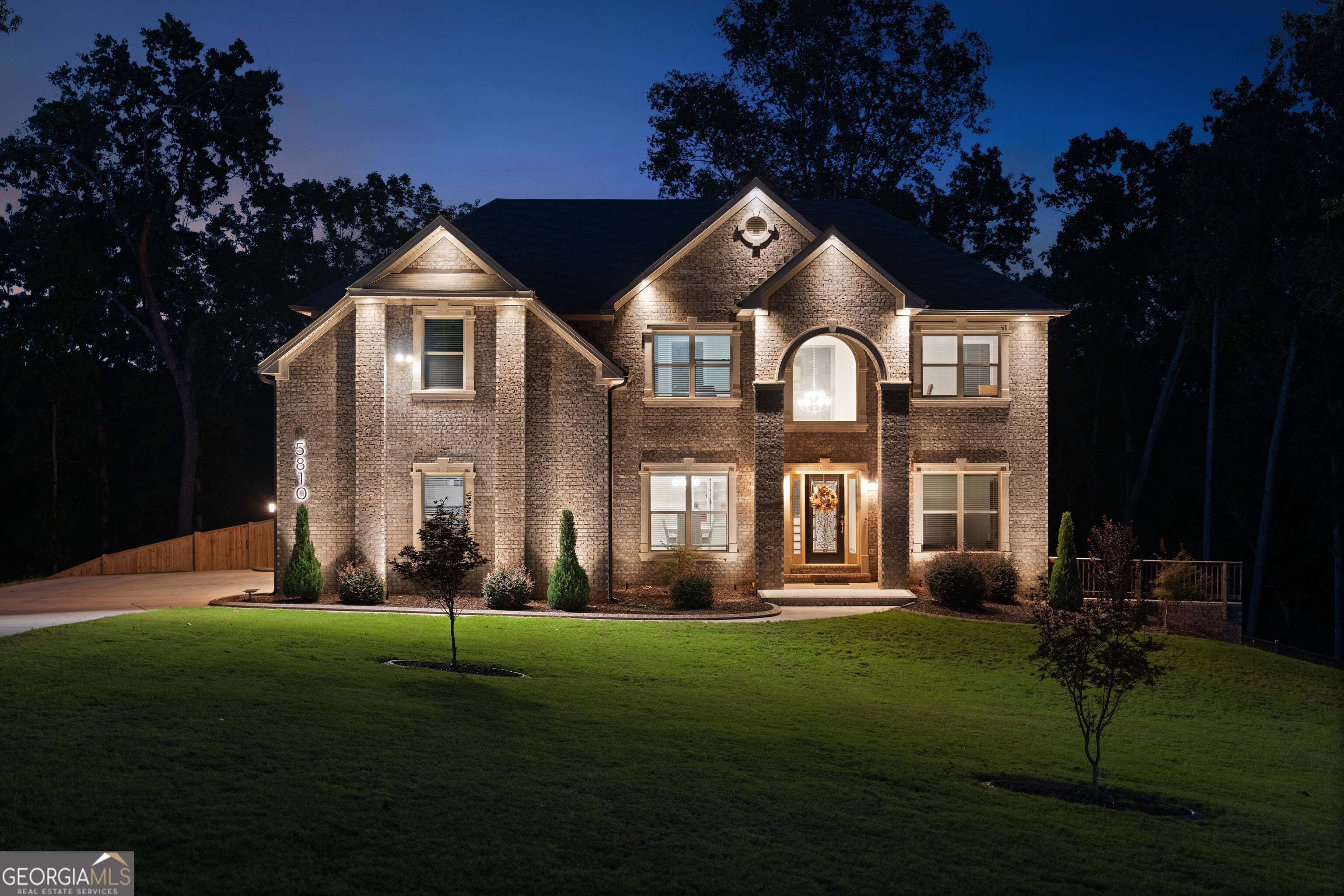 5810 Langdale