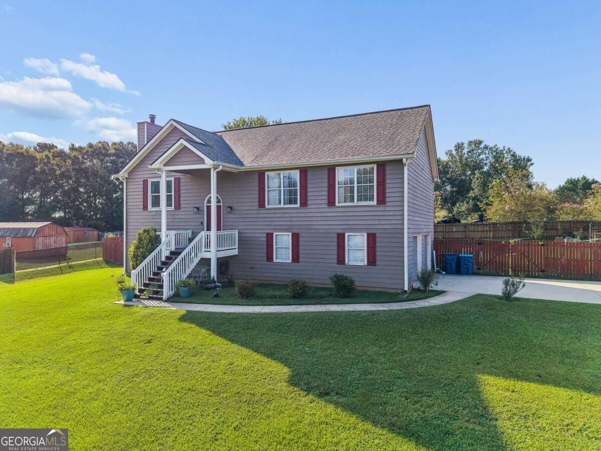 652 Thorn Brook RDG
