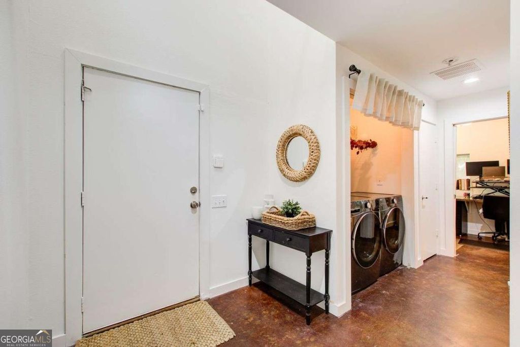 Photo of 241 Maynard Terrace SE #7, Atlanta, GA 30316 (MLS # 10651299)