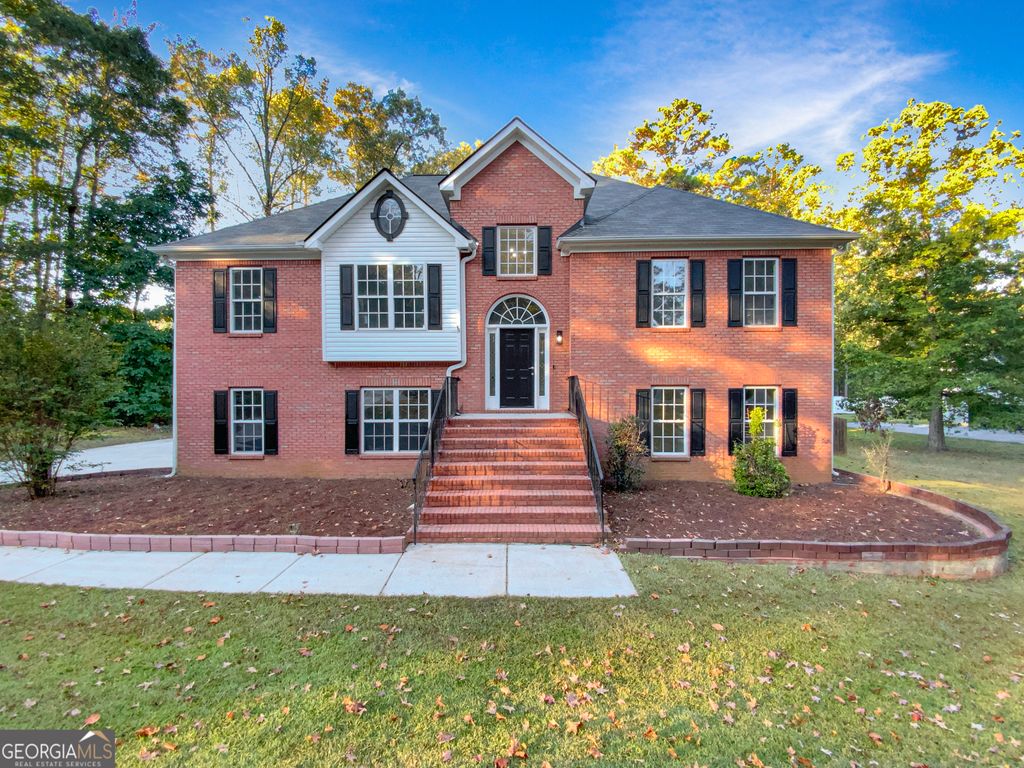 Photo of 2811 Carnes Road, Jonesboro, GA 30236 (MLS # 10632147)