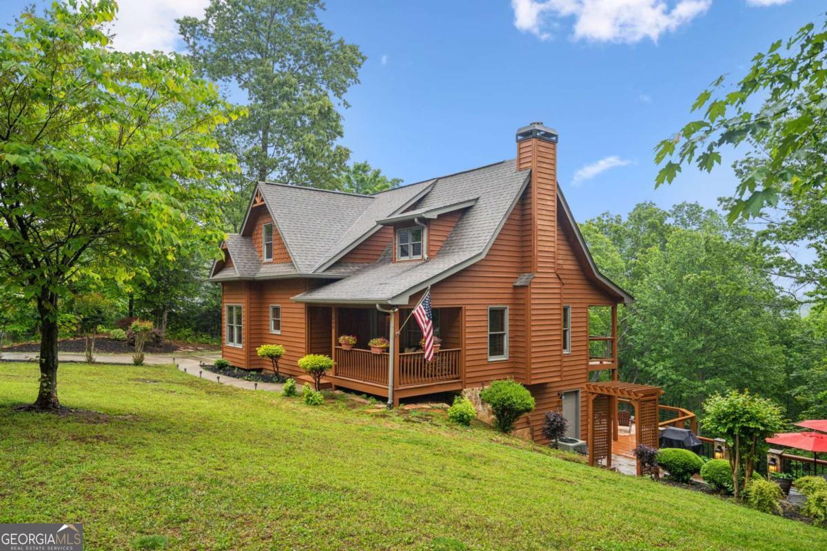 400 Noelle LN