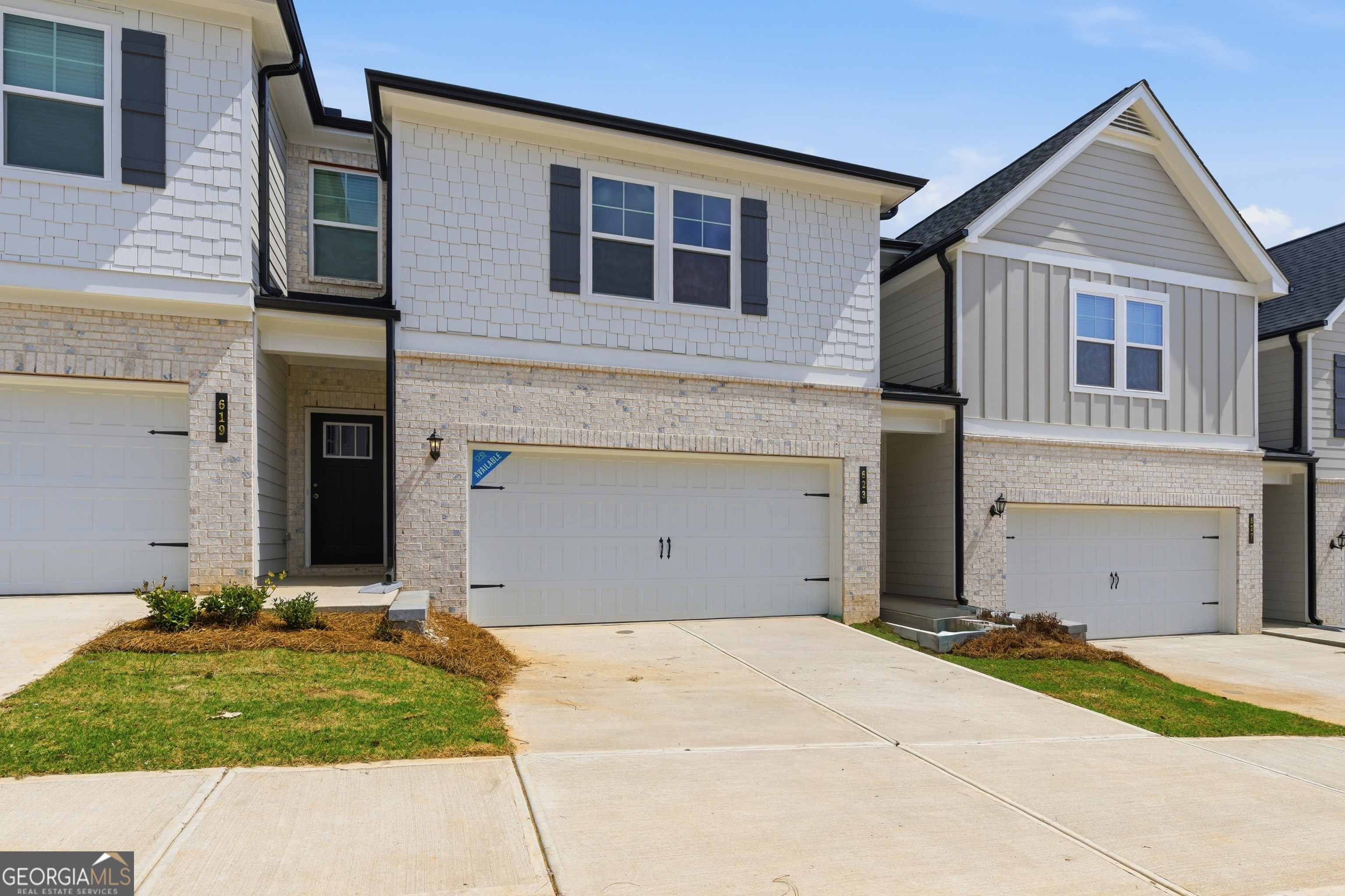 623 Treasure DR