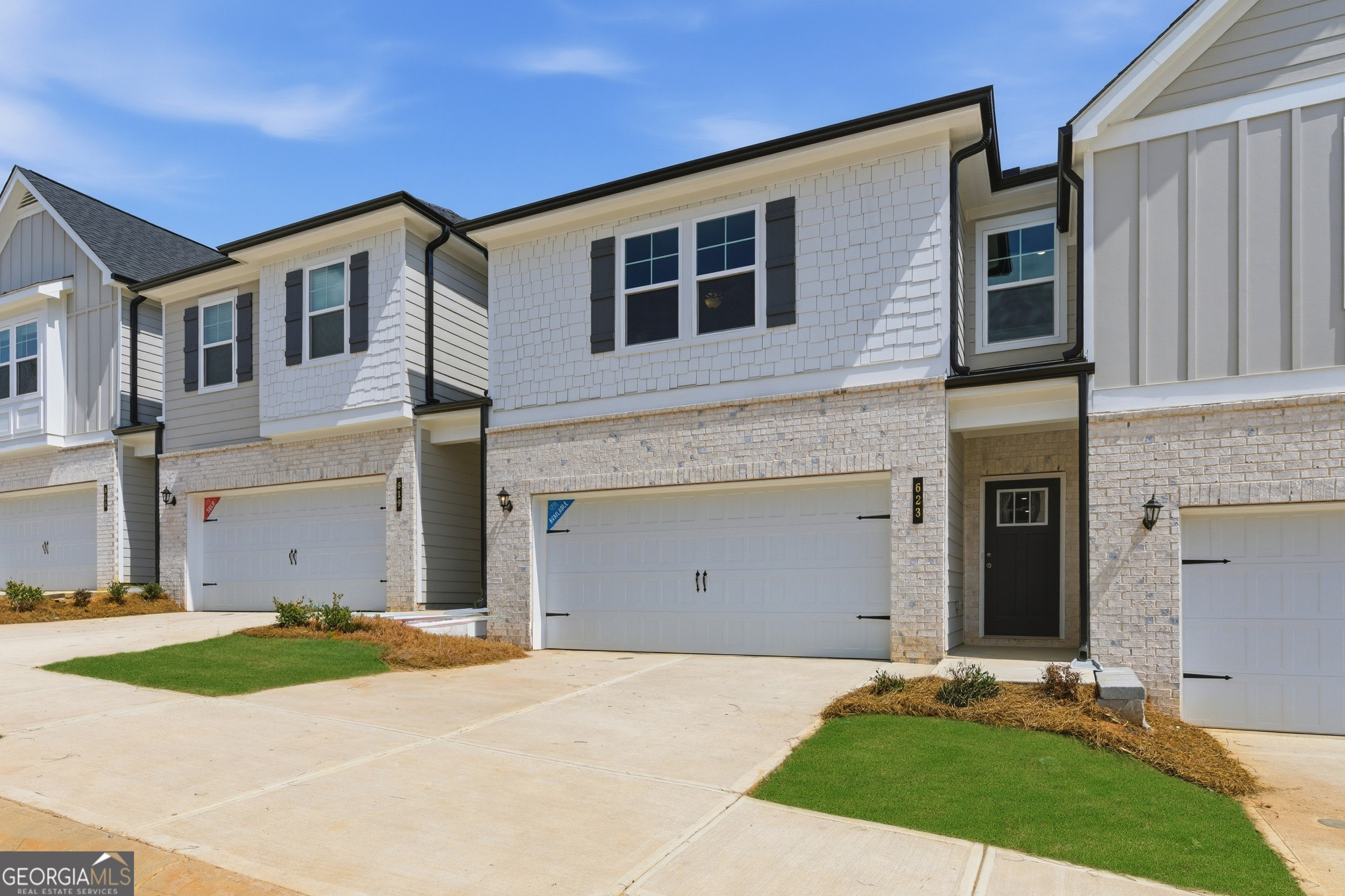 623 Treasure DR