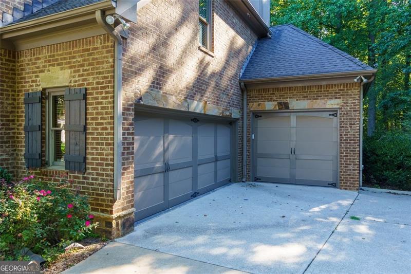 2687 BLACK FOX CT
