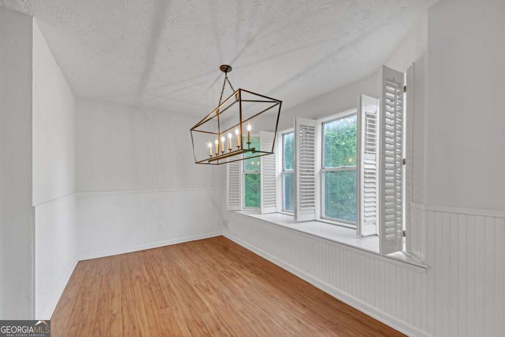 Photo of 4440 Coventry Court NE, Roswell, GA 30075 (MLS # 10625116)