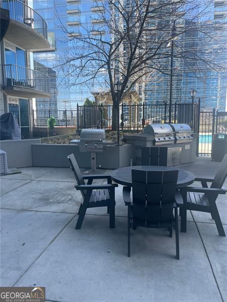 W Peachtree - Residential