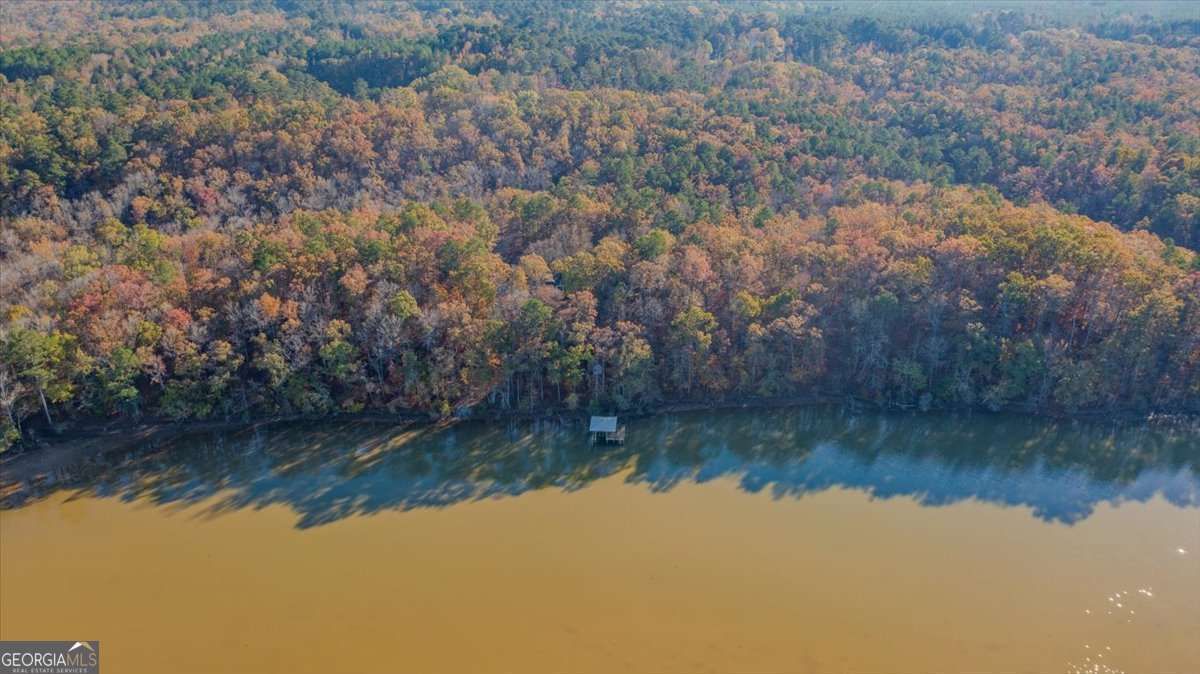 8006 Blacks Bluff RD SW