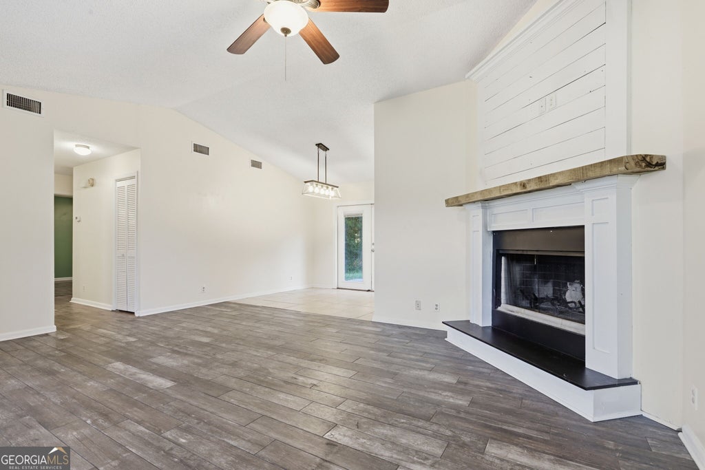 Photo of 803 Regal Road, Saint Marys, GA 31558 (MLS # 10876277)
