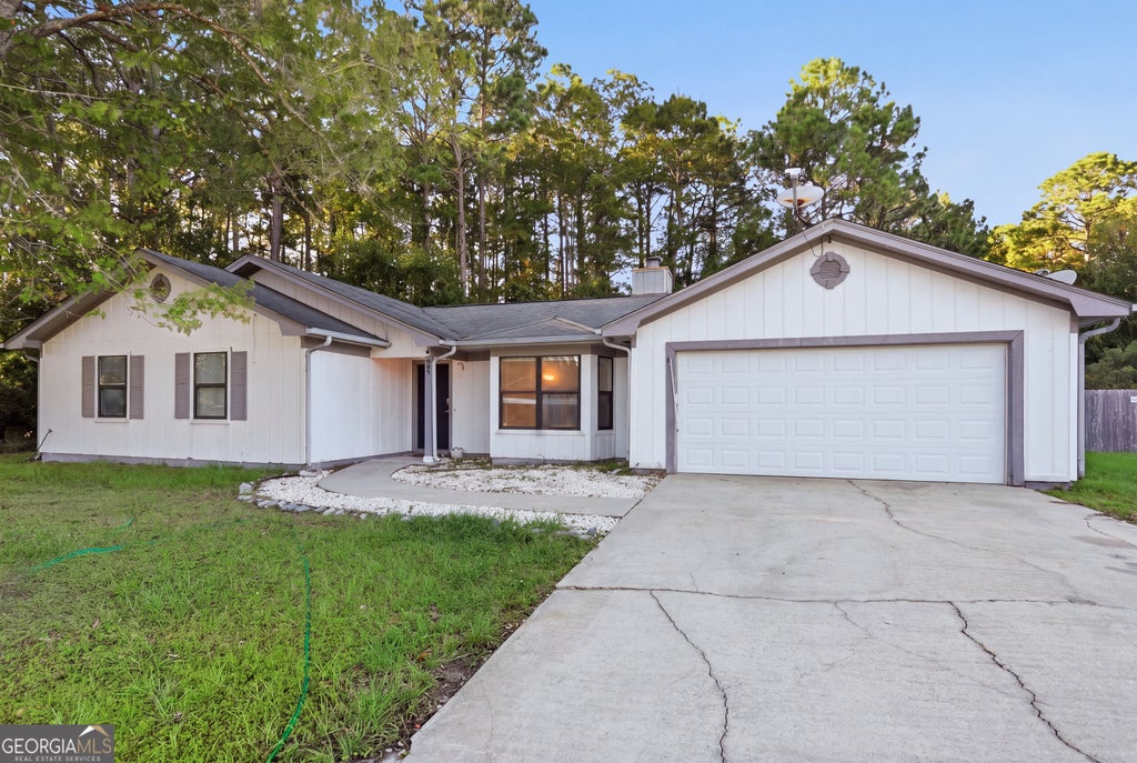 Photo of 803 Regal Road, Saint Marys, GA 31558 (MLS # 10876277)