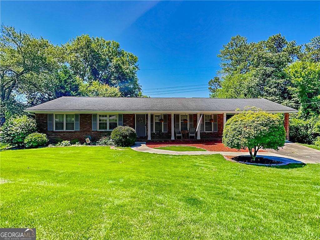 Photo of 456 Mark Avenue, Marietta, GA 30066 (MLS # 10717758)