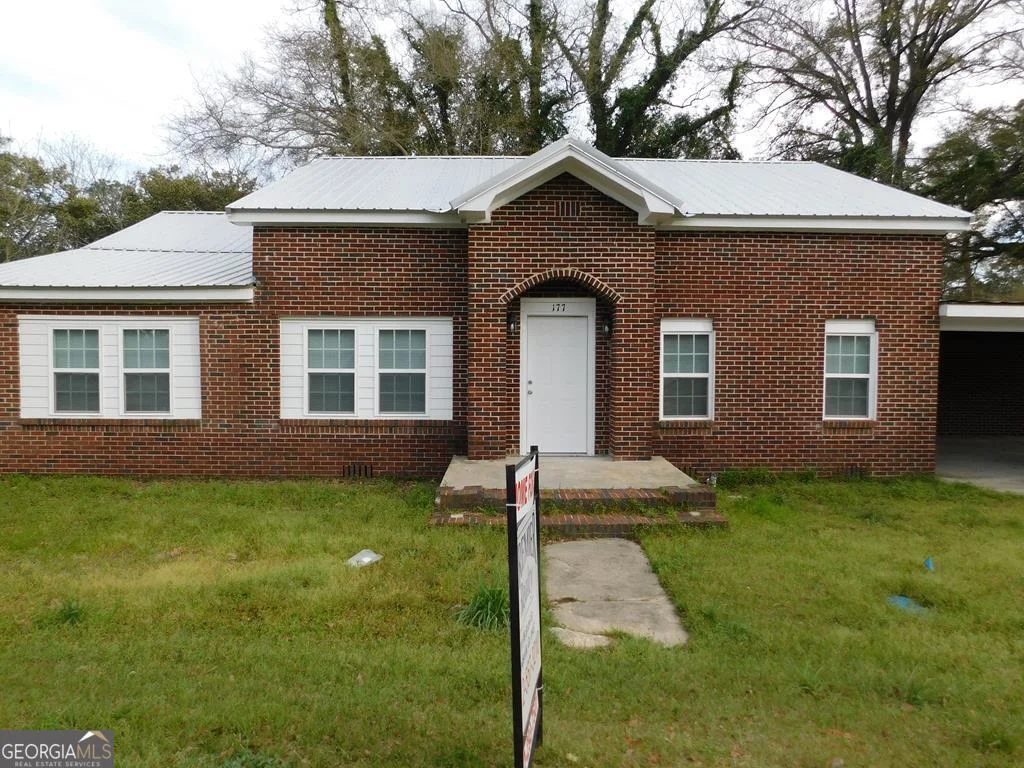 177 W Brazell Street